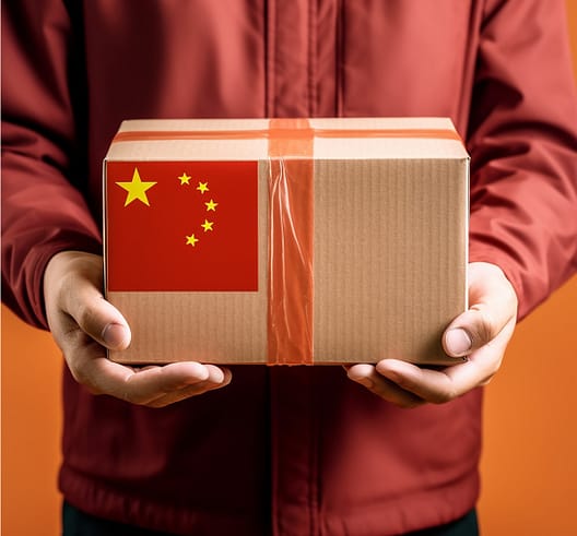 Shipping from China to the US - FI image of a parcel with a chineimage about shipping from china to the US